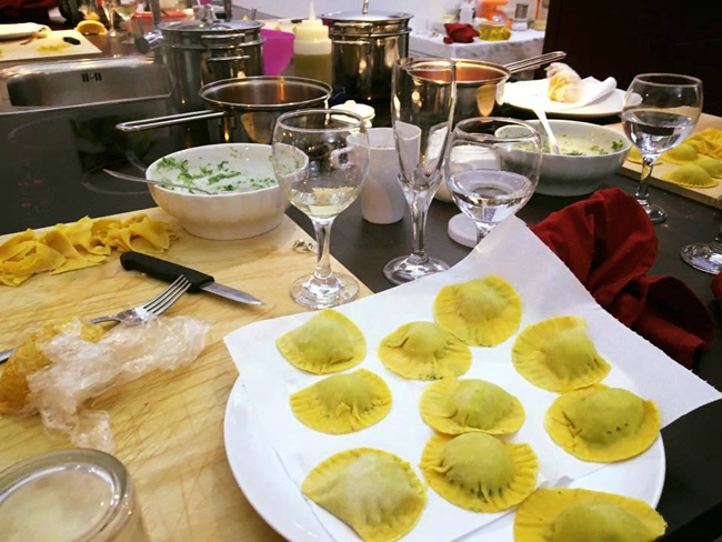 At Delta Vacations new cooking class in Rome, guests are taught by a professional chef.
