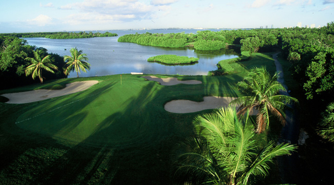 Guests who participate in Viceroy Miami's Stay 'N Play package receive a round of 18 holes at the nearby Crandon Golf at Key Biscayne. 