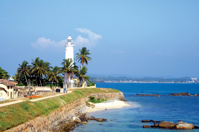Intrepid Travels' Sri-lanka port-town lighthouse.