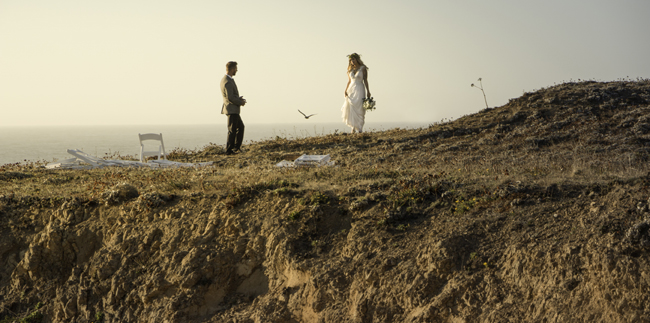 The Inn at Newport Ranch in Fort Bragg, California offers an out-of-the-box wedding ceremony on the bluffs at celebration Point.