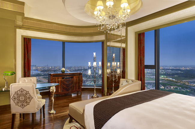 The Grand Deluxe King room at The Reverie Saigon. (Photo credit: Matthew Shaw Photography)