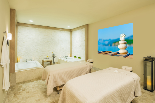 Couples' treatment room at St. Somewhere Spa. (Photo courtesy of Margaritaville Hollywood Beach Resort.)