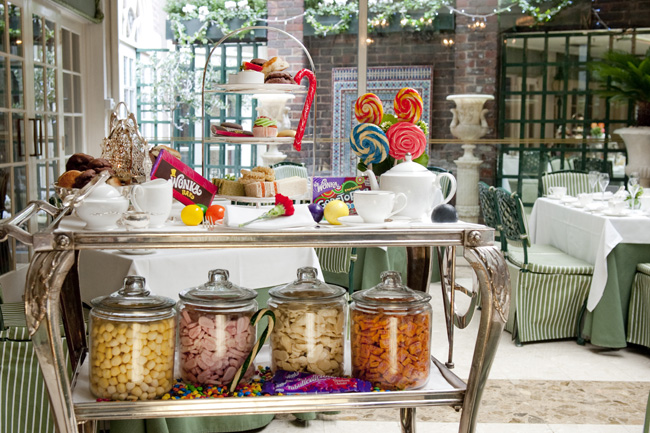 London's The Chesterfield Mayfair offers a Willy Wonka-inspired afternoon tea service.