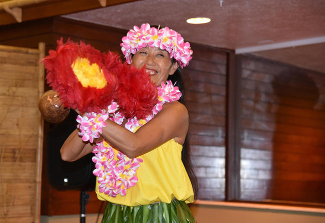 The Hanalei Colony Resort in Hawaii is hosting a weekly luau with a Polynesian-themed dinner. (Photo Credit: Hanalei Colony Resort)