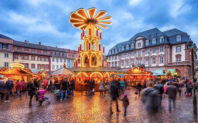 Insight Vacations' 2016-17 Fall Winter, Spring collection includes festive Christmas Market itineraries. 