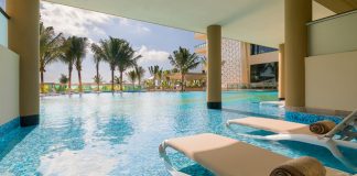 Oceanfront Jacuzzi Suite Swim-Up accommodations at Generations Riviera Maya