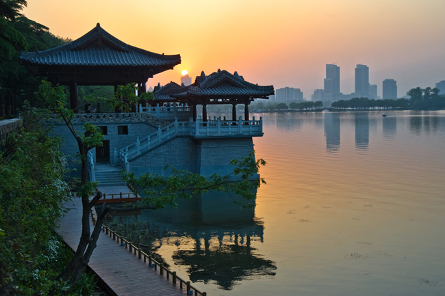 Xuanwu Lake is one of the many attractions featured on the Nanjing Municipal Tourism Commission’s new website.