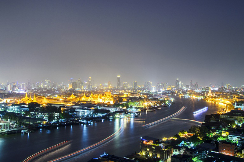 Bangkok at night. (Photo credit: Tourism Authority of Thailand)