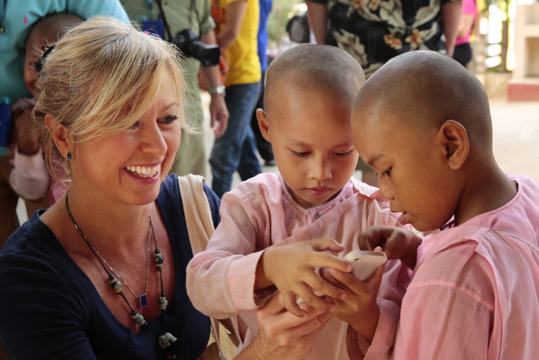 Kirstin with children in Myanmar.