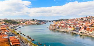 Windstar Cruises is offering a special food and wine themed cruise hosted by chef, restaurateur, and author Hugh Acheson, that visits Porto, Portugal.