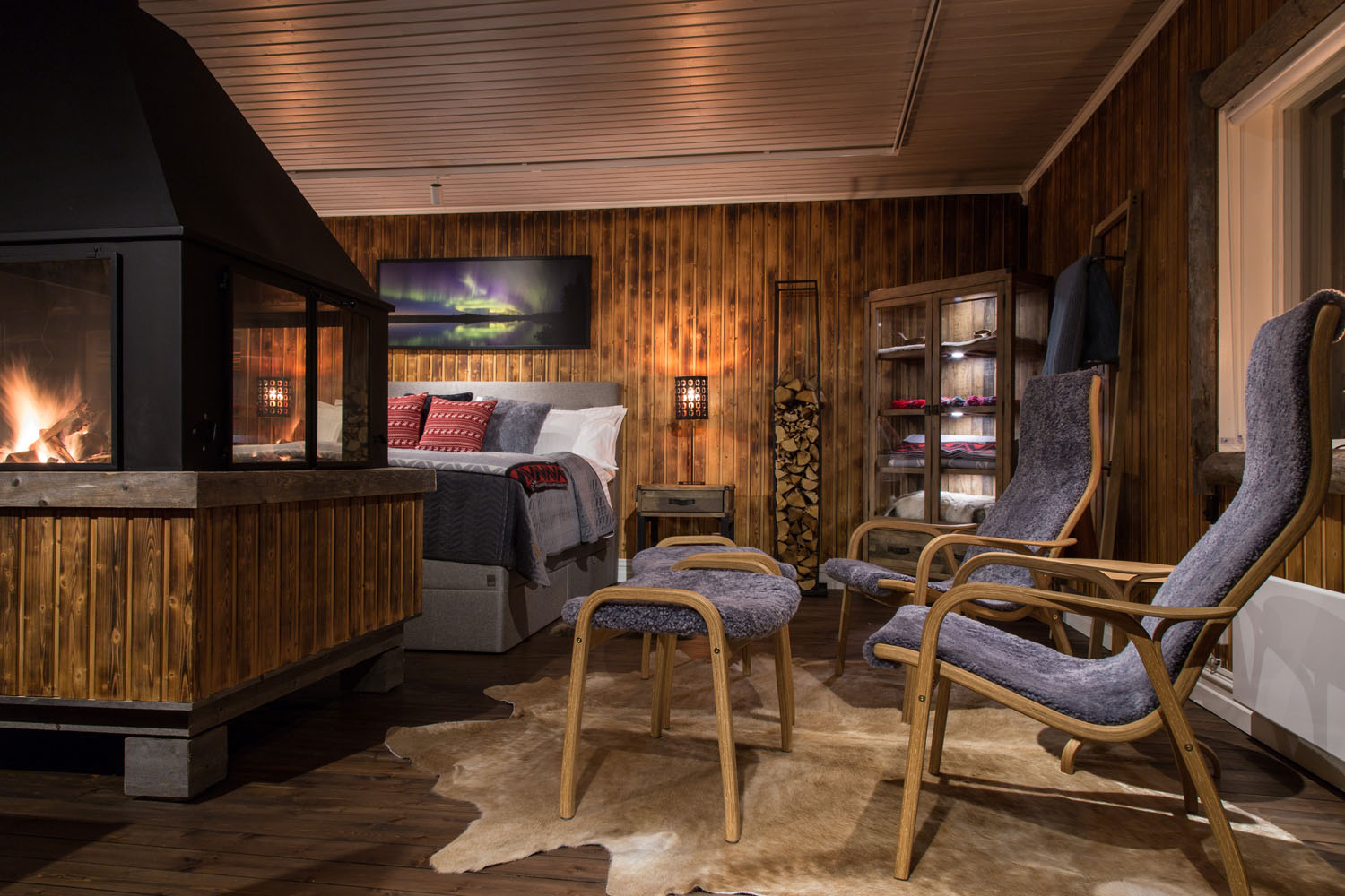 Loggers Lodge's amenities include a king-size continental bed sleeping two people.