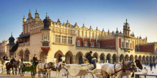 FAMTrips.travel and Poland Culinary Vacations' Poland FAM features sightseeing tours of some of the country's most popular sights.