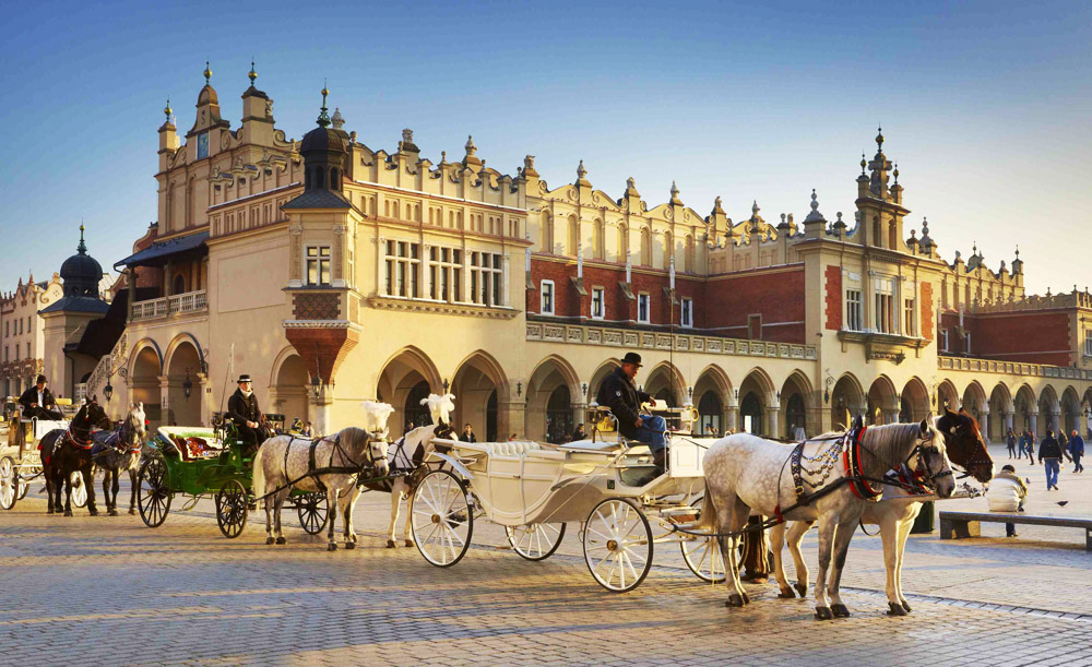 FAMTrips.travel and Poland Culinary Vacations' Poland FAM features sightseeing tours of some of the country's most popular sights.