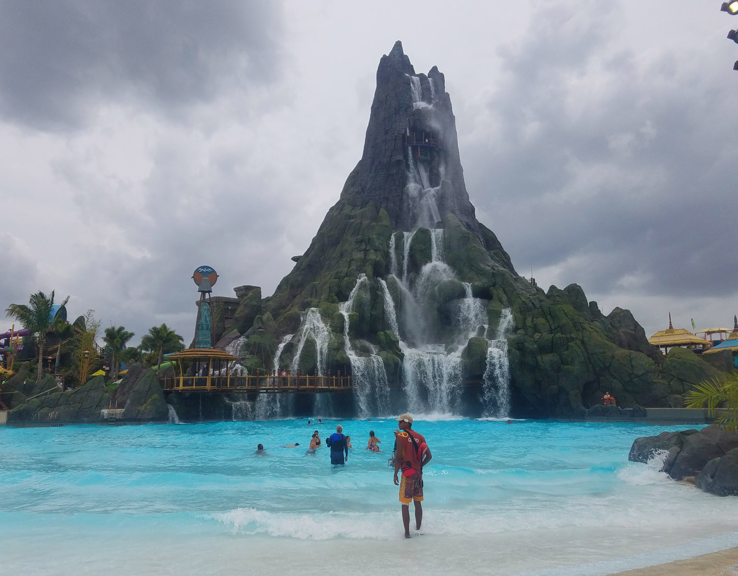 Eye on the World: Universal's Volcano Bay - Recommend