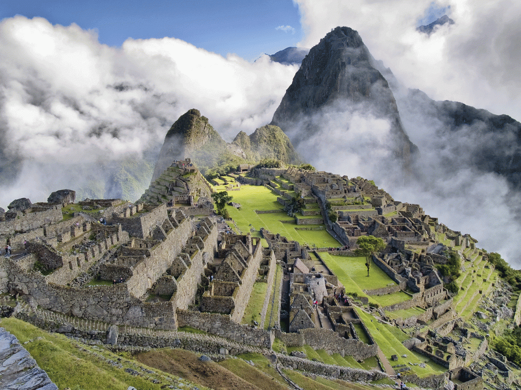 Help your clients cross Machu Picchu and the Galapagos Islands off their bucket lists with one tour.
