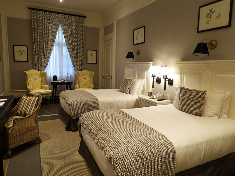 Guestroom at Hotel Del Parque