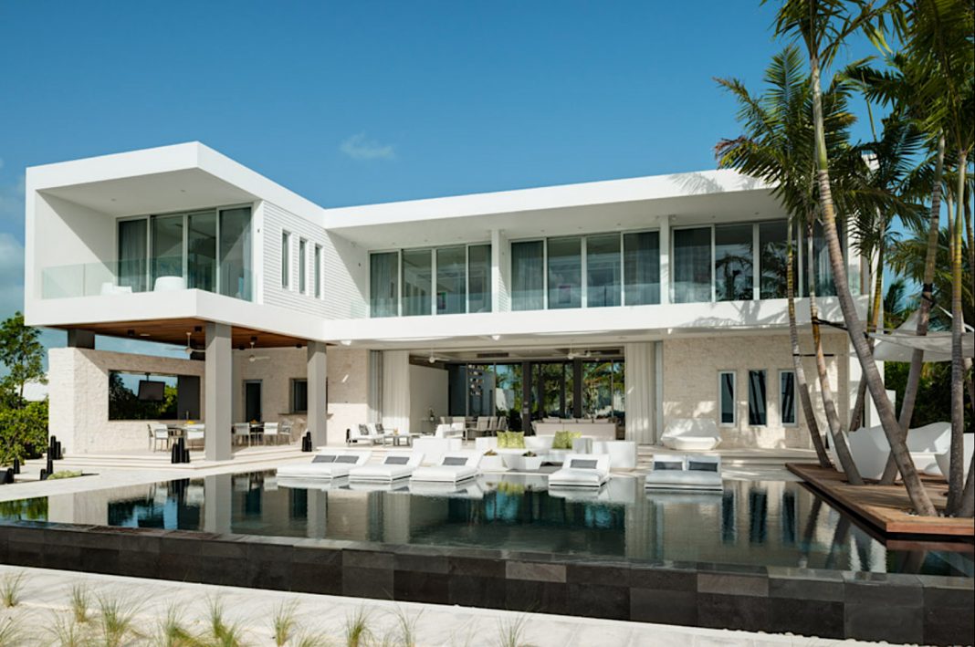 A stay at this 6-bedroom villa in Turks and Caicos can cost $7,000 per night.