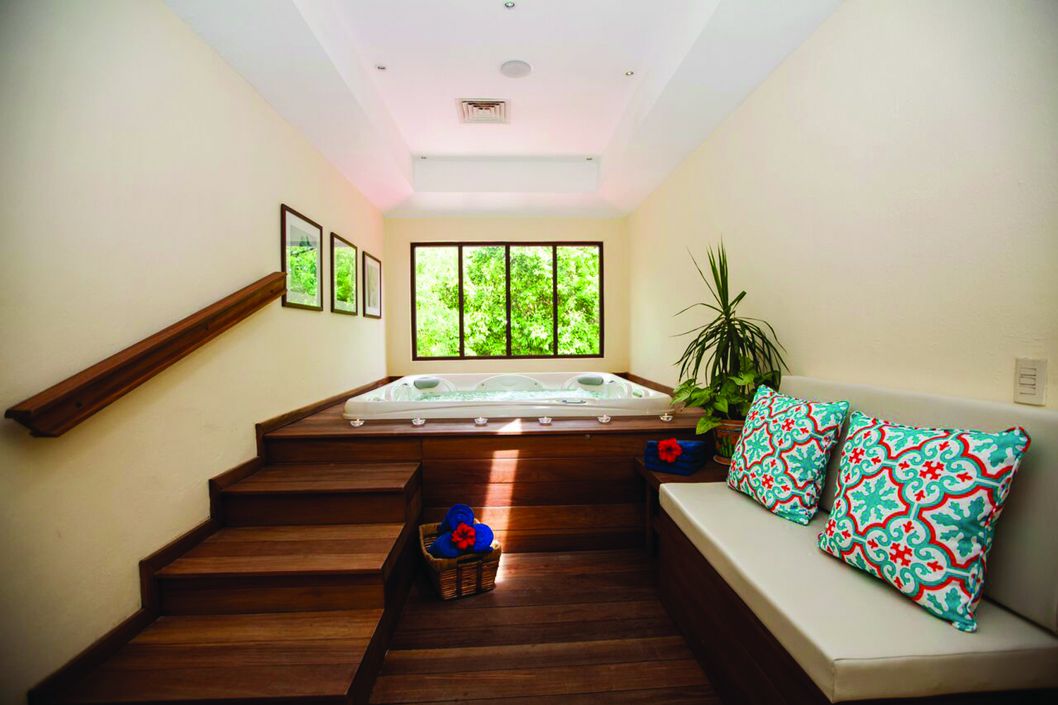 It’s spa time at the barefoot elegant Occidental Cozumel