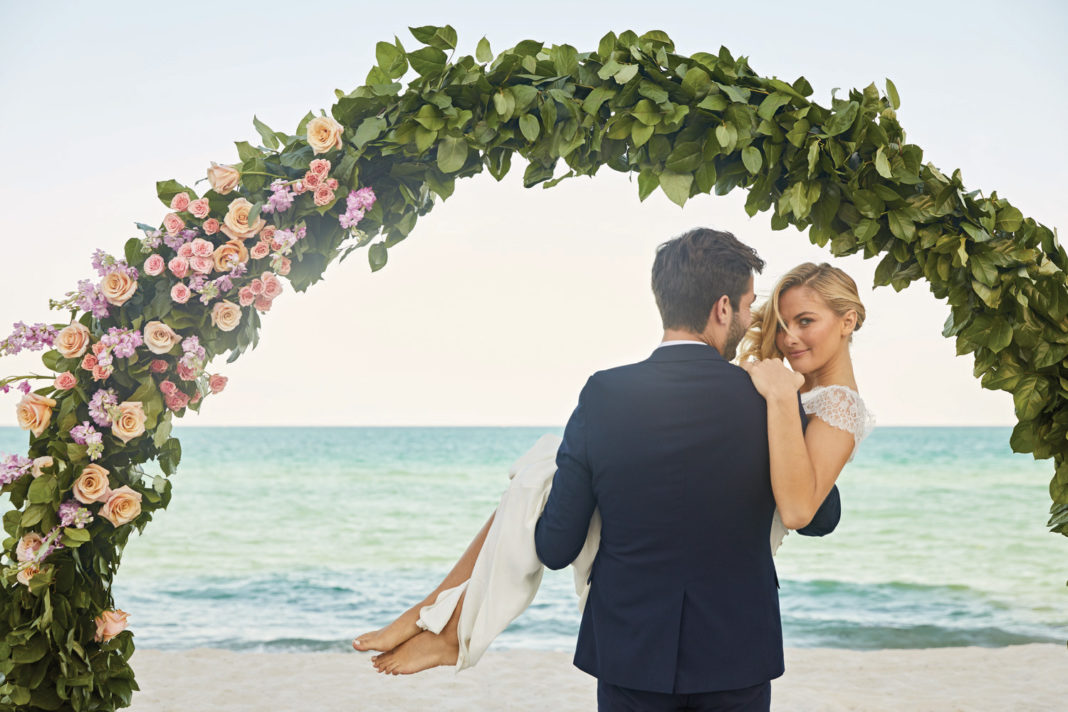 Eden Roc Miami Beach offers a wide range of All-Inclusive Wedding Packages.