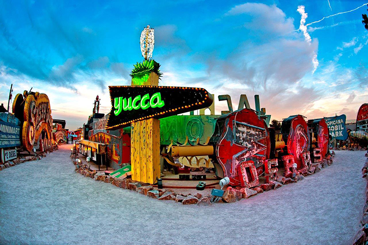 Neon Museum in Las Vegas Offers Virtual Tours - Recommend