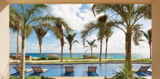 Swim Up King Suite at Hyatt Ziva Cancun.