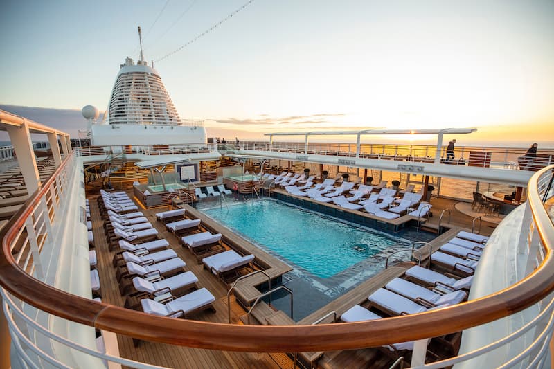 Regent Seven Seas Cruises' Kicks Off 2025 With Suite Promotion - Recommend