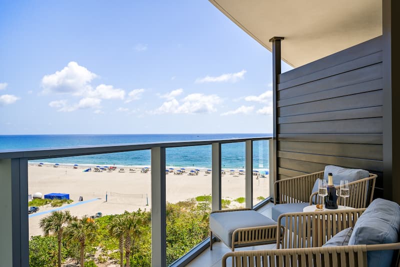 Florida’s Got That Lovin’ Feeling for Valentine’s Day Packages