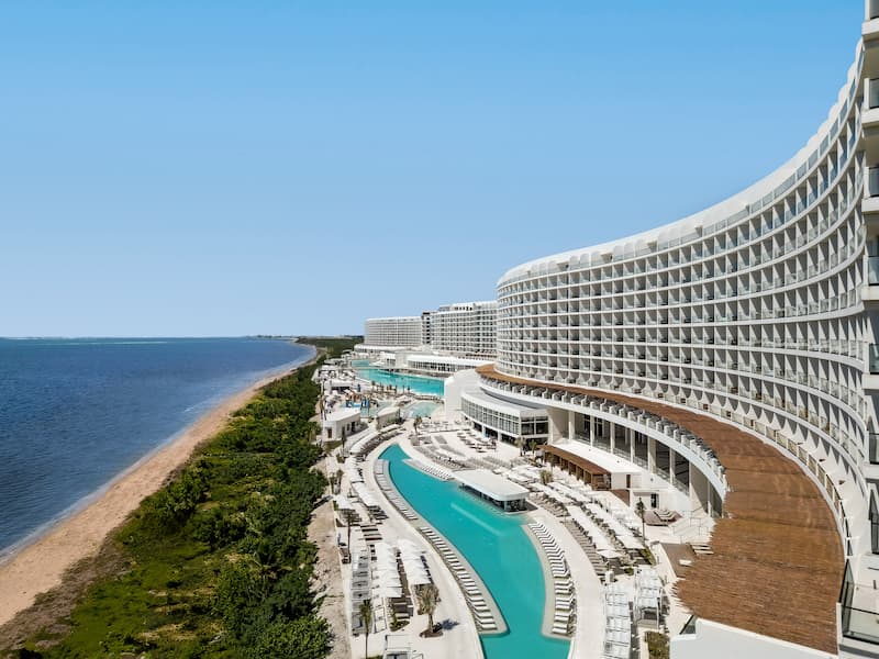 From Gourmet Bites to Family Nights—AVA Resort Cancun Launches Summer Celebration